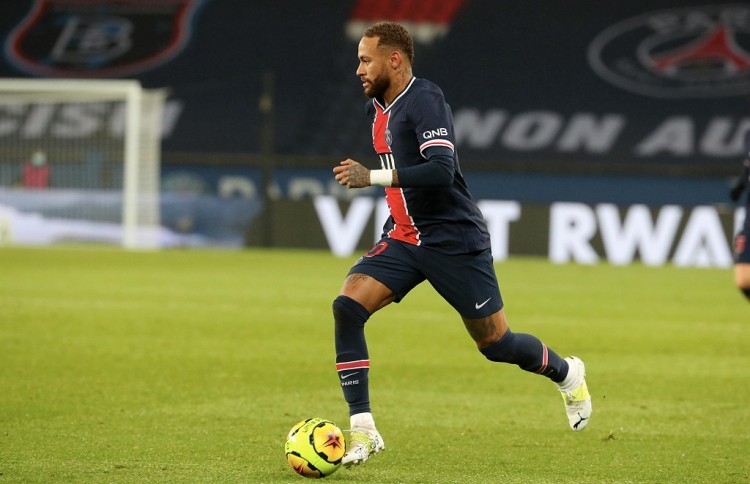 川超联赛出现暴力事件，凉山队球员比赛结束后飞踹裁判