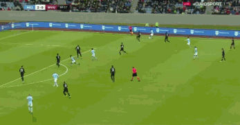 半场战报：卡利亚里2-2热那亚，塞巴斯蒂亚诺-埃斯波西托、博雷利建功，厄斯蒂高、维蒂尼亚破门