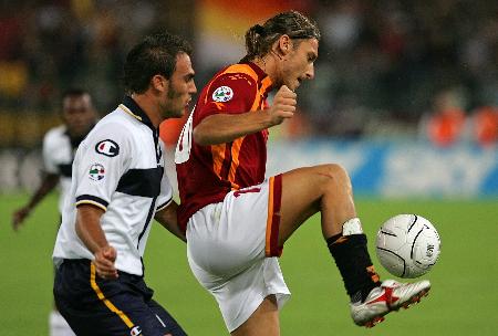 太疯了！费内巴切0-2落后3-2翻盘，瓦尔加斯MVP杀疯了