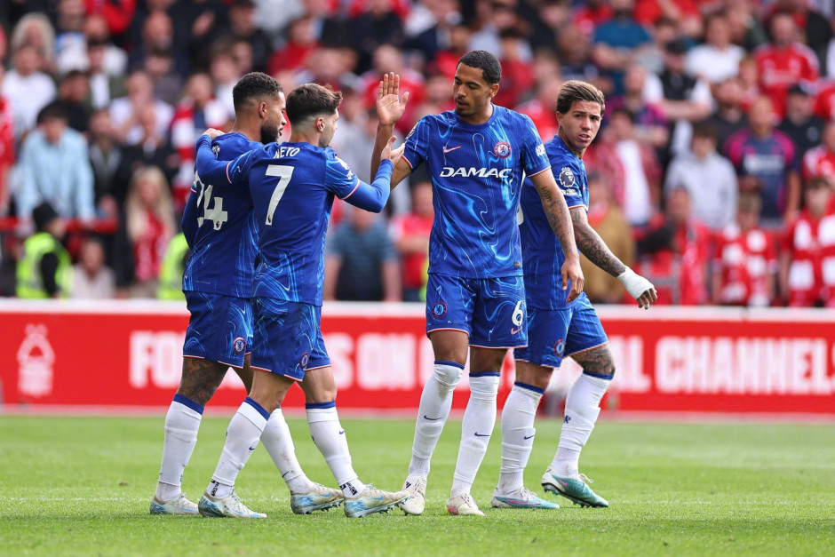 球星连续三次强硬打成