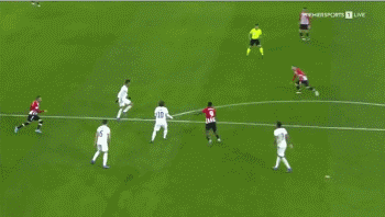 图片报：帕利尼亚在热刺年薪为810万欧，加上奖金可达1000万